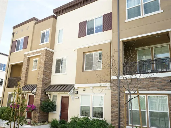 18 Larry Beard Dr, South El Monte, CA 91733