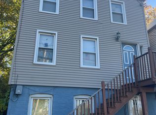 742 East St #2, Rensselaer, NY 12144