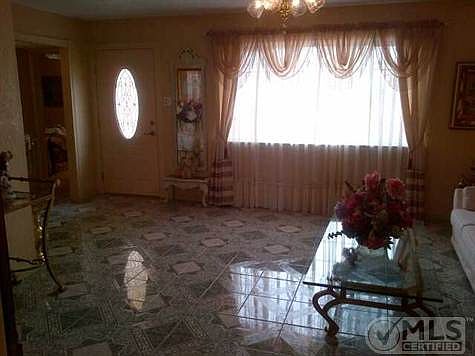 2nd image of 10660 Birthstone Dr