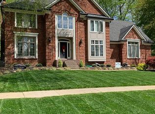 10941 Old Harrods Woods Cir, Louisville, KY 40223