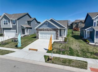 12617 S Burrows St, Lees Summit, MO 64086