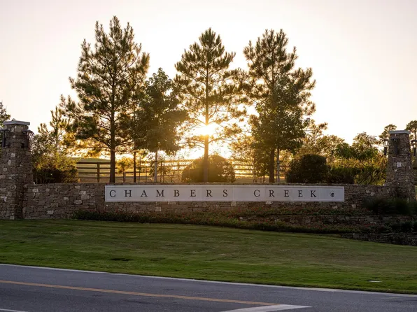 15019 Lakeline Green Dr, Willis, TX 77318