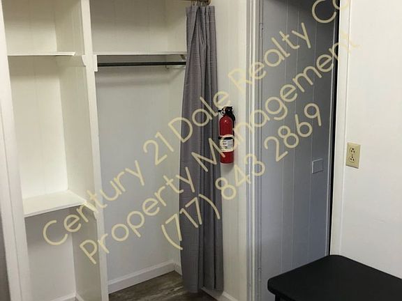4th image of 325 Parkway Blvd #4