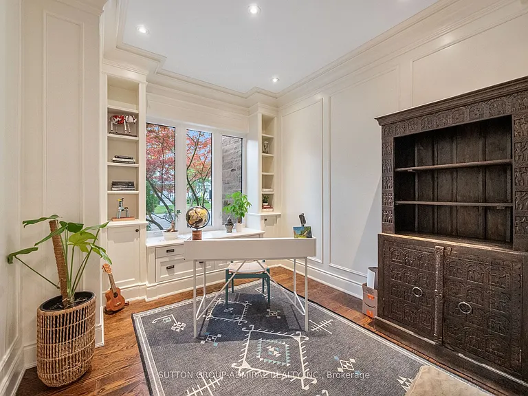 35 Wentworth Ave — Photo 20