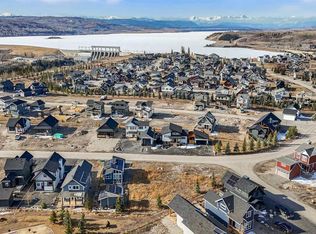 116 Cottageclub Dr, Rocky View County, AB T0L 1N0