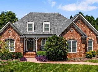 1402 Napper Dr, Greensboro, NC 27455