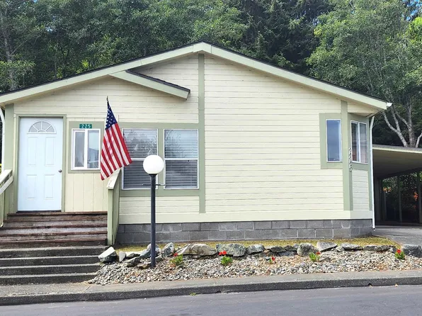 225 Leif Cir, Crescent City, CA 95531