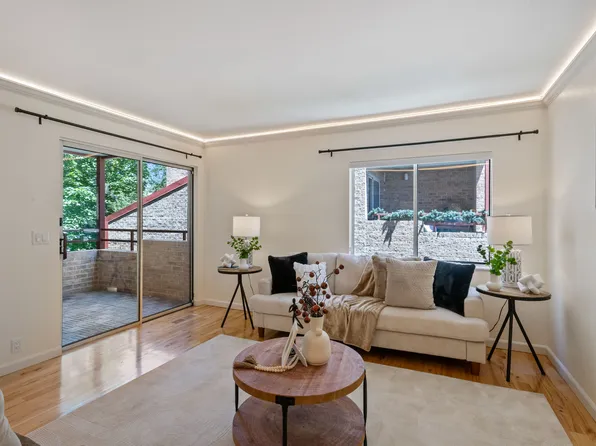 4828 S Highland Cir E #303, Salt Lake City, UT 84117