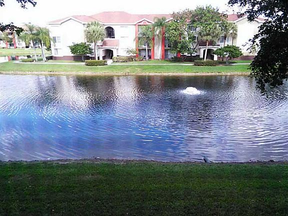 4th image of 7775 Yardley Dr APT 206
