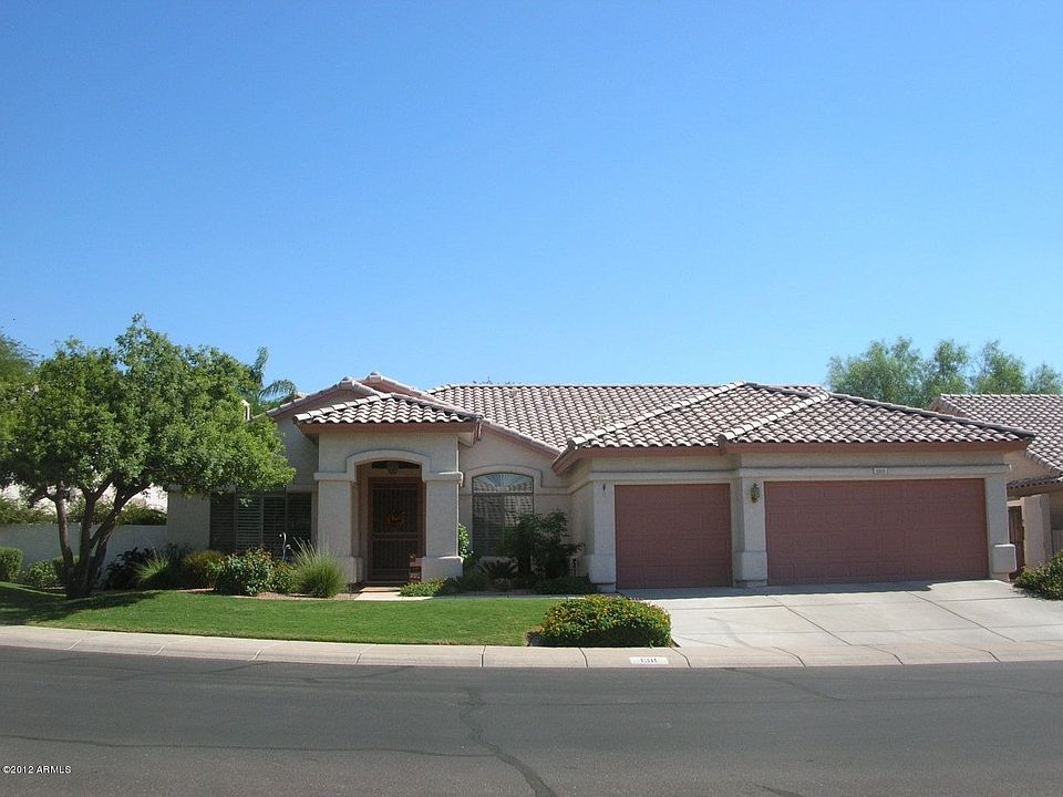 1st image of 1311 E Friess Dr