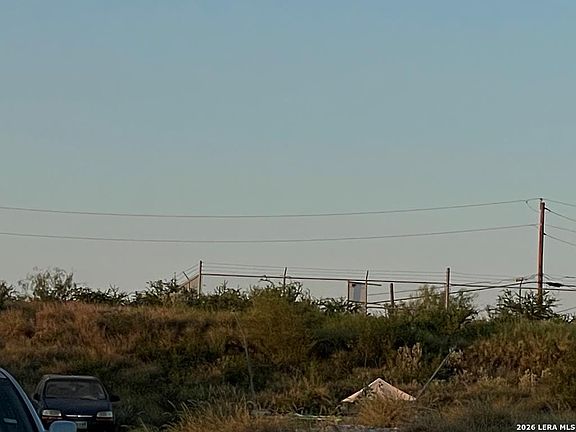2nd image of 192 View Dr