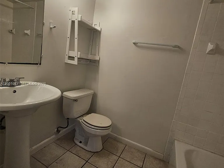 211 Lake Pointe Dr #108 — Photo 14