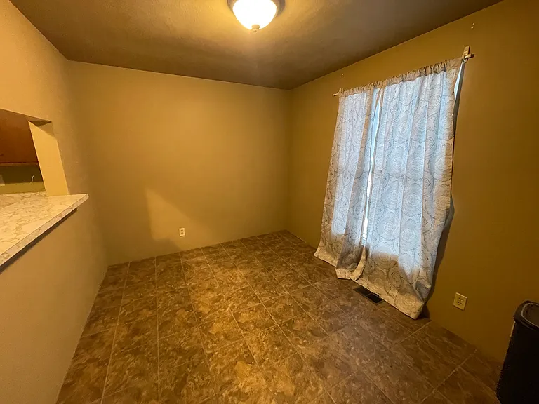 505 Devonshire Rd #C — Photo 6