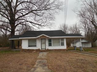 1367 Westover Rd, Jackson, TN 38301