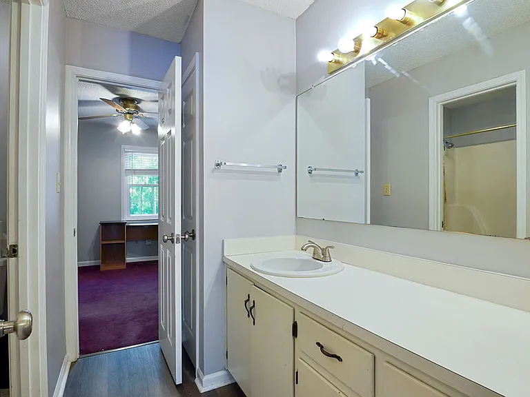 4601 Little River Rd — Photo 20
