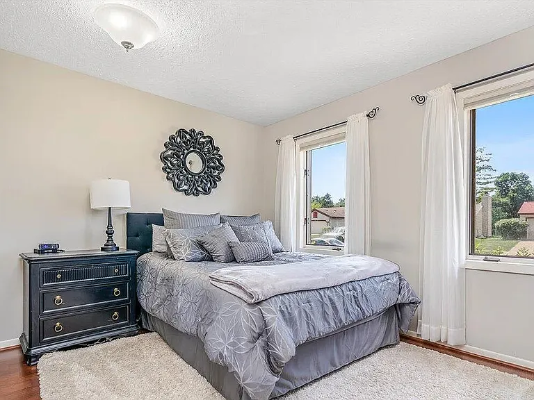 2352 Graystone Dr — Photo 13