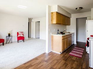 19412 Mayfield Ave APT 202, Livonia, MI 48152