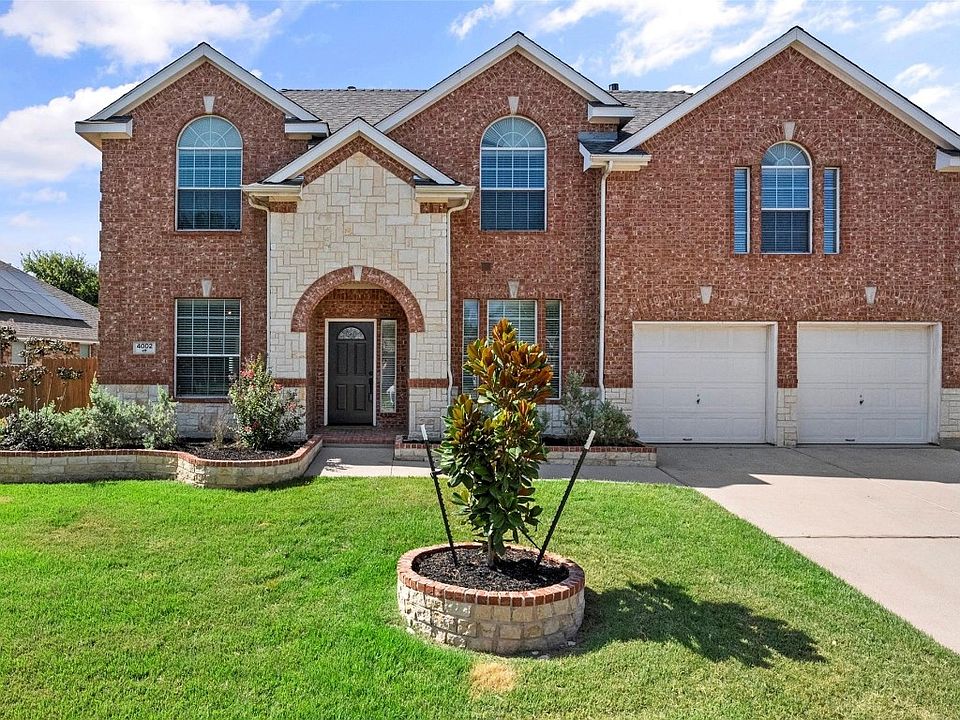 1st image of 4002 Greenwood Way