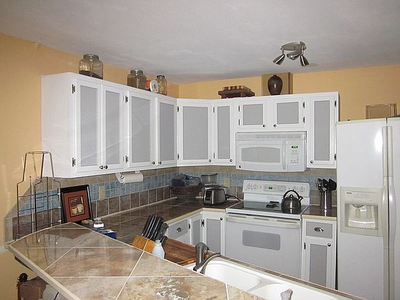 Kitchen from entrance