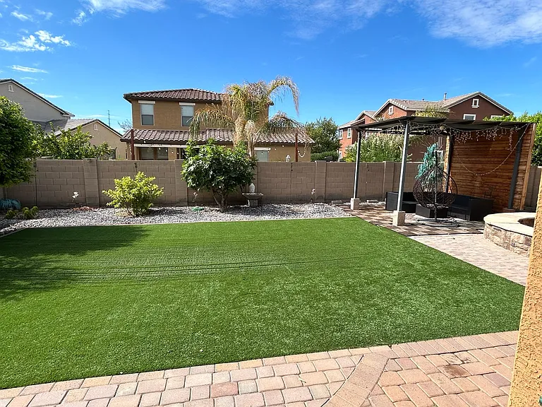 869 E Doral Ct — Photo 19