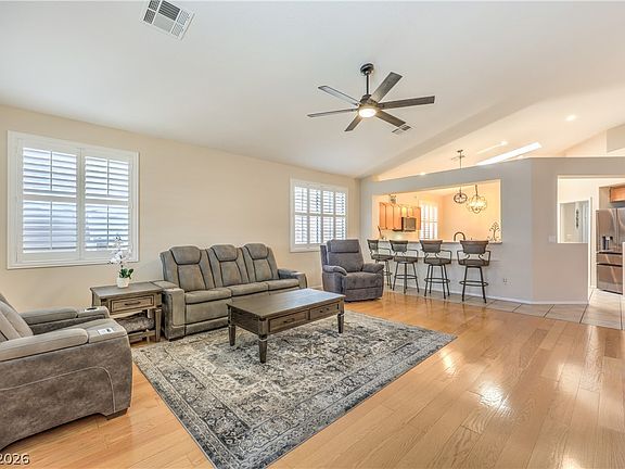 3rd image of 60 Blaven Dr
