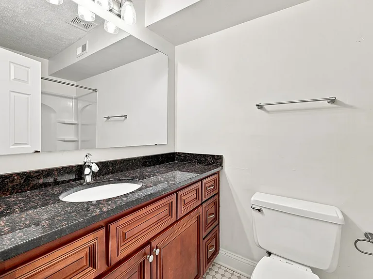 104 Turtle Creek Rd #4 — Photo 14