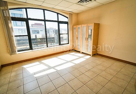 3rd image of 25-84 31st St #1