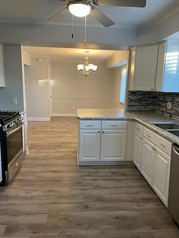 3 bed, 1450 sqft, $2,500 — Photo 4