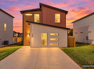 590 Discovery Ave, Bentonville, AR 72713