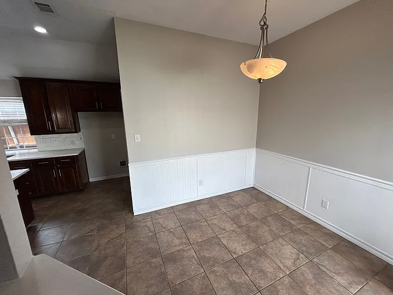 4217 Oak Grove Dr — Photo 23