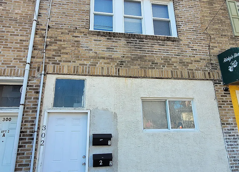 302 Burmont Rd #2