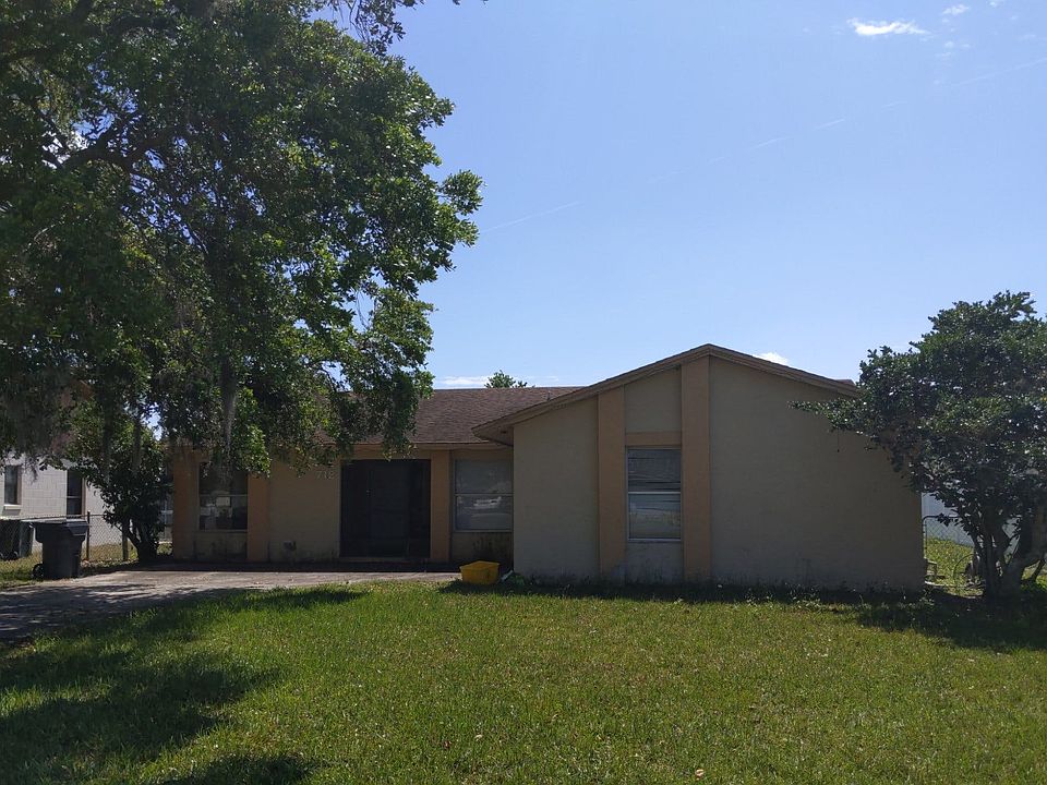 1st image of 712 Wedge Ln