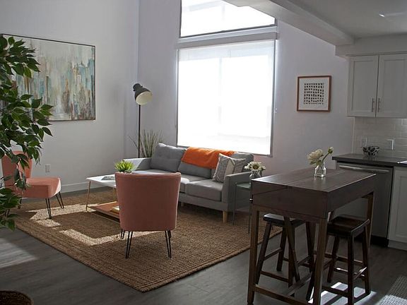 3rd image of 5455 Inglewood Blvd APT 1