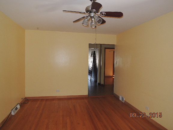 3rd image of 7137 S Lawndale Ave