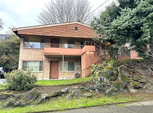 2340 48th Ave SW #3, Seattle, WA 98116