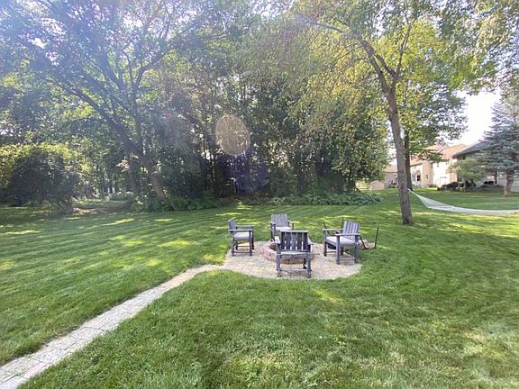 3rd image of 4115 Stoney Creek Dr