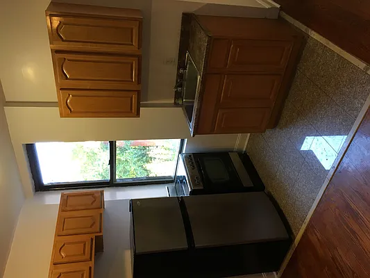 Rented by Triad Partners LLC | media 6