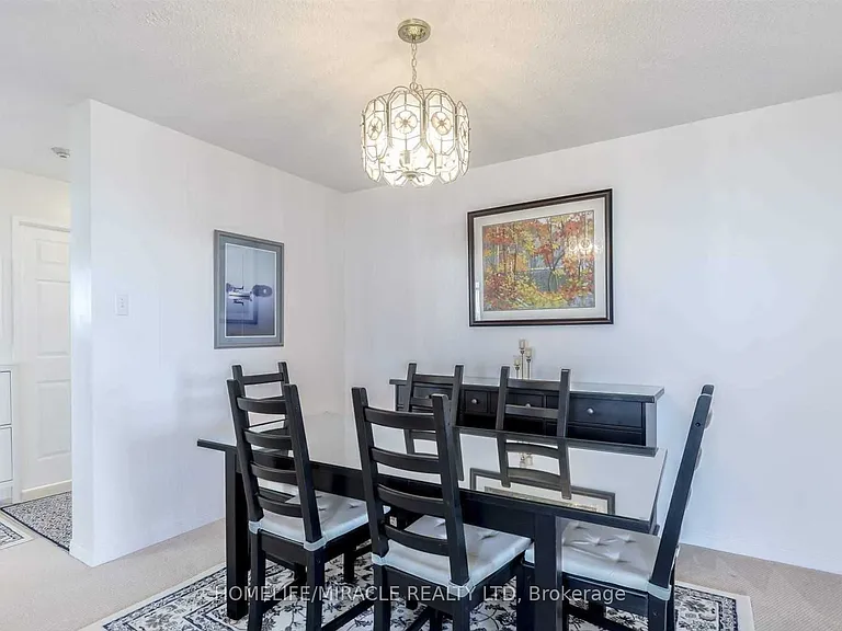 12 Laurelcrest St #902 — Photo 7