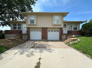 7536 Hayes St, Overland Park, KS 66204