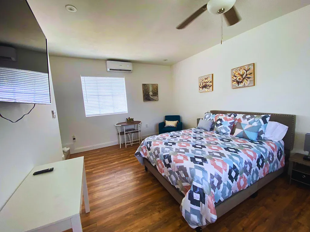 1 bed, $1,400 — Photo 2