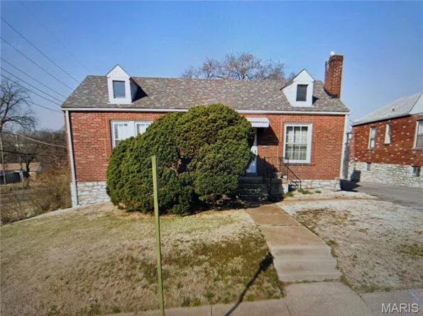 1327 Laclede Station Rd, Saint Louis, MO 63117