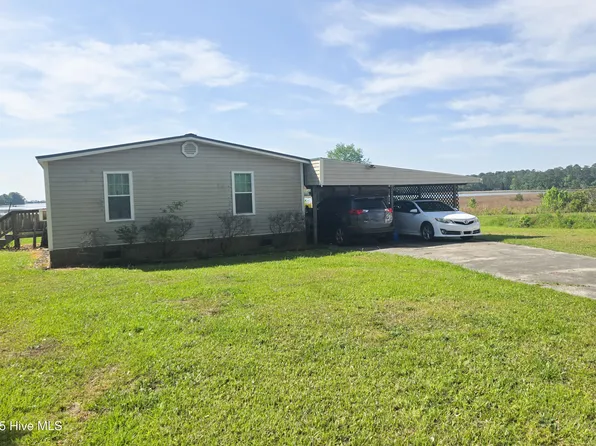 245 Youpon Drive, Hubert, NC 28539