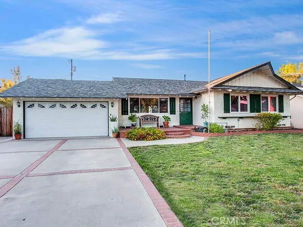 22317 Cantara St, Canoga Park, CA 91304