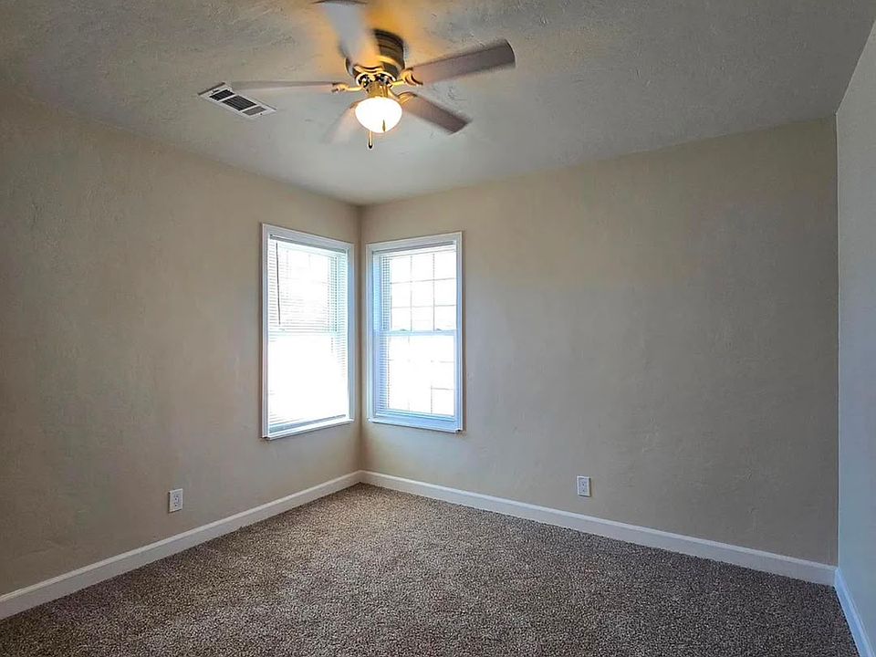 1st image of 9873 Hilltop Ct