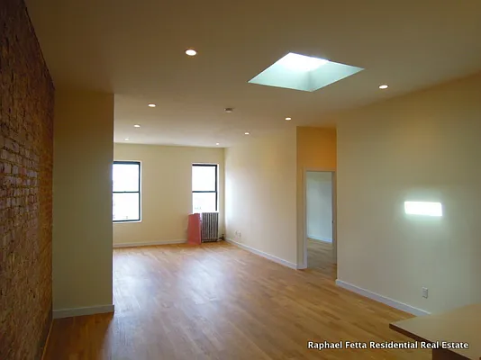Rented by Bohemia Realty Group | media 41