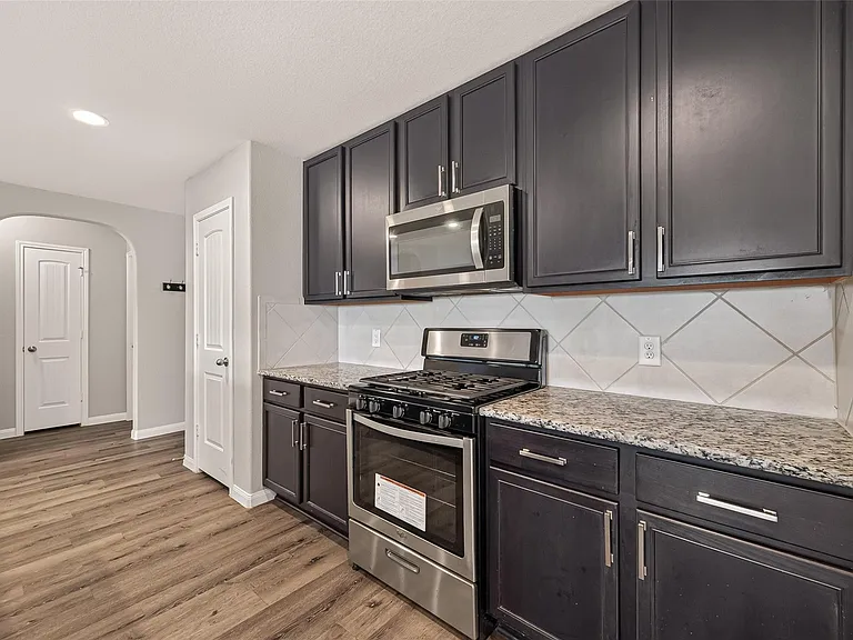 3302 Alberelli Dr — Photo 13