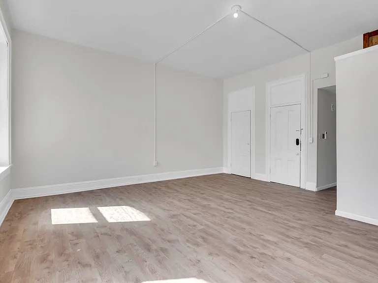 1228 Saint Paul St #3 — Photo 25