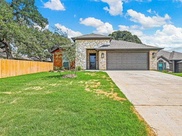 351 E 9th St, Springtown, TX 76082