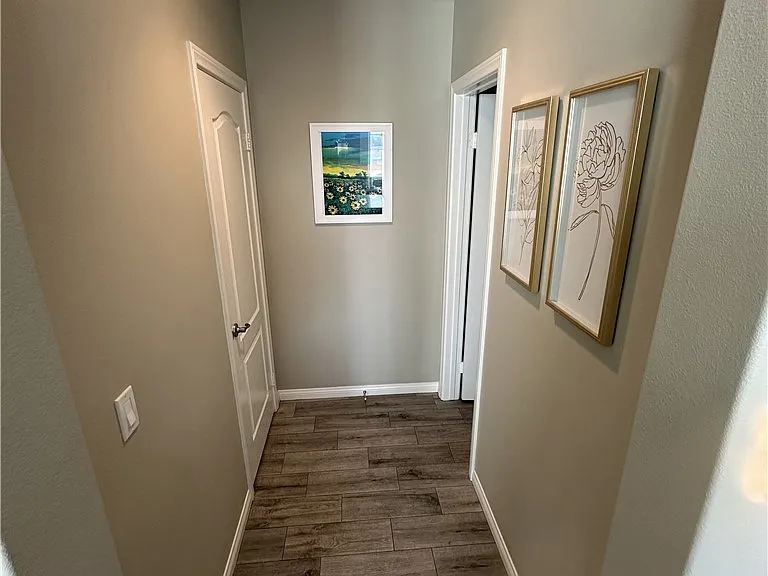 8569 Cava Dr — Photo 20