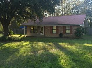 40269 Adams Rd, Hammond, LA 70403